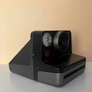 MANDALORIAN POLAROID CAMERA